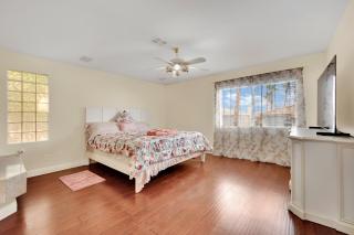 Spacious 6-bedroom house in Las Vegas - 6