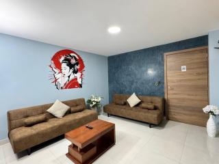 Apartment 8 in the center - 2 Bedroom 1 Bath - 4
