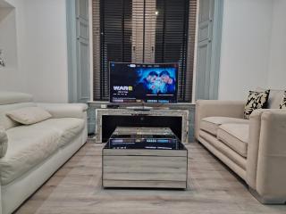 Boutique villa newly refurbished - 0