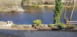 Riverside Cottage - 9