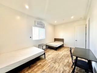 Lovely 3-bedroom house with AC in vibrant Los Angeles Near USC - 7