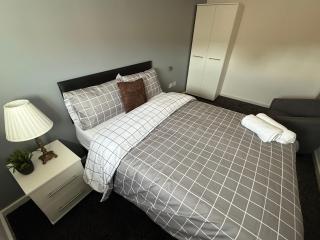 Spacious Luxury Homes - 5