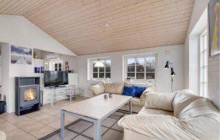 Nice Home In Ulfborg With Sauna - 8
