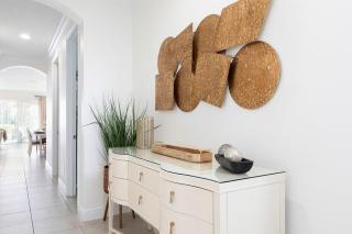 EC083 - The Wonderland House - CRS - 2