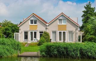 Nice Home In Makkum With Lake View - 2