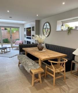 Boutique Burnham Market Cottage - 8