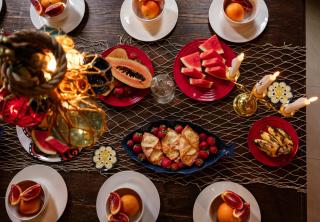 The Captain's Landing - 4 bedroom - 2 bathroom - Outdoor soaking tub - Adventure home - 5