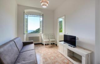2 Bedroom Amazing Apartment In Semorile - 9