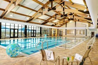 4 BR oasis with hot tube - 8