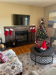 4 BR oasis with hot tube - 6