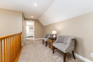 4 BR oasis with hot tube - 4