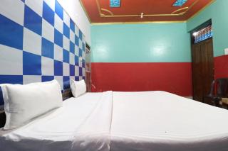 Capital O Honey Hotel - 6