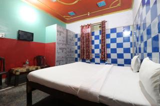 Capital O Honey Hotel - 1