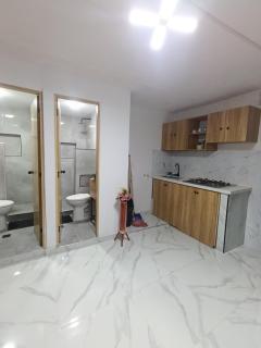 E2V LINDO APARTAMENTO EN LAURELES ESTADiO - 4