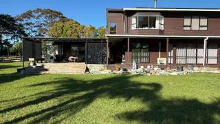 Rural Retreat - 3