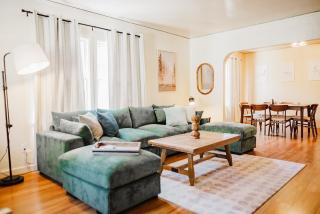 The Downtown Haus Walking Distance to DT KFalls - 0