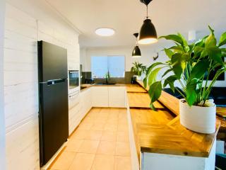 2Br Apartment, Pool, 12 mins to Airport - 6