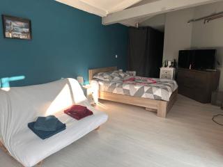 Chambre pour 4 personnes avec SdB privative et jacuzzi - 2