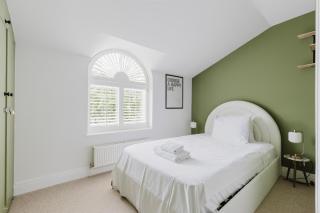 Beautifully Curated 3BD House in Gated Mews - 7