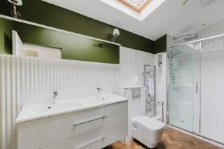 Beautifully Curated 3BD House in Gated Mews - 5