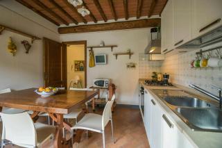 Charming Stone House Near Lucca And Garfagnana - 5