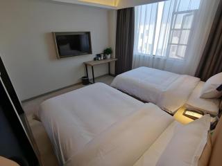GreenTree Inn Express Fuzhou Linchuan District Gandong Auto City - 1
