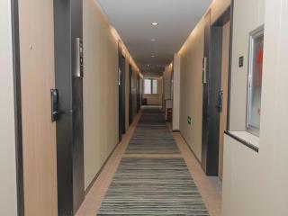 Green Tree Inn Express Tangshan Kaiping District Government - 9