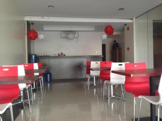Cherry Midtown Hotel - 2
