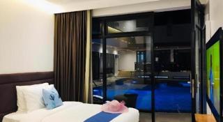 White Breeze Palawan Boutique Hotel - 1