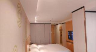 GreenTree Inn Beijing Shunyi Fengbo Metro Station - 4