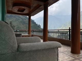 The Balcony at Greensmile - 3