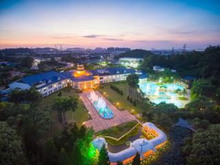 Country Garden Phoenix Hotel Foshan - 2