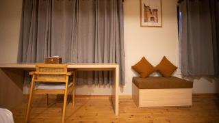 Hotel Oms Home - 8