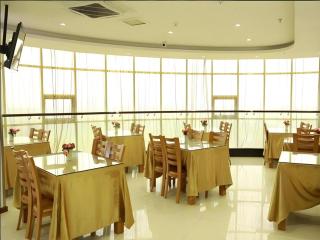 GreenTree Inn Anhui Fuyang Funan East Huaihe Road Express Hotel - 1