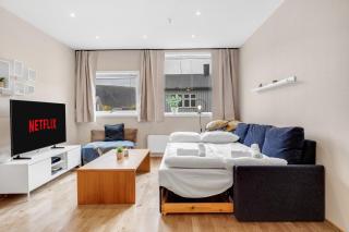 Arctic Escape Base l Central l Cozy - 1