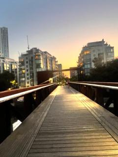 Relaxing city base with great access to transport - London - 2
