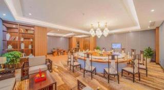 The Long Red Hotel Daye Huangshi - 3