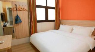 7 Days Inn Chongqing Beibei New District Light Rail Station - 3