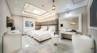 SH Hotel - 7