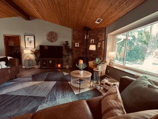 Magic Sequoia Spacious Home - 8