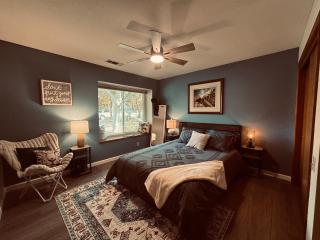 Magic Sequoia Spacious Home - 5