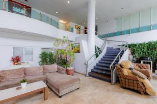 RedDoorz Plus near Kebayoran Baru Blok S - 5