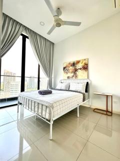 D'Pristine 4 bedder apartment opposite Legoland and Medini mall - 7