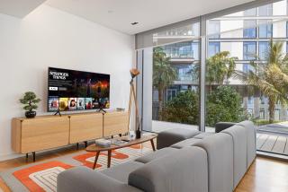 2 Bedroom Bluewaters Retreat with Office and Pool Views - 6