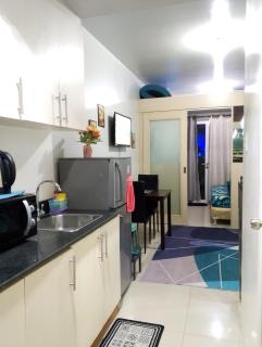 Zyniels Place at Sea Residences - 5