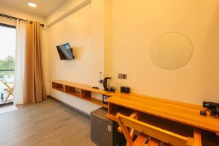 Kin'bi Inn Guest House and Shopette - 5