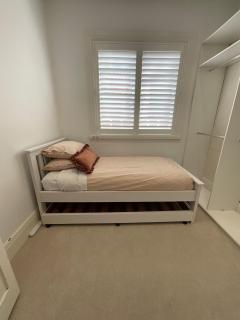 Dolphin Sands - flat barefoot walk to Coogee Beach - 4