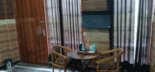 Mannat Residency Hotel - 1