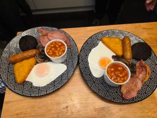 Bluebell Hotel - 9