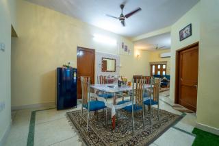 Modern2BHK Home in Mansarovar with high wifi - 4